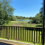 Luxury Waterfront Retreat I Private Sauna & Hot Tub * Belturbet