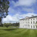 Luxury Waterfront Retreat I Private Sauna & Hot Tub Belturbet