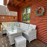 Luxury Waterfront Retreat I Private Sauna & Hot Tub * Belturbet