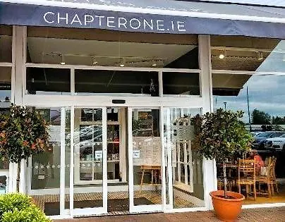 Luxury Waterfront Retreat I Private Sauna & Hot Tub *