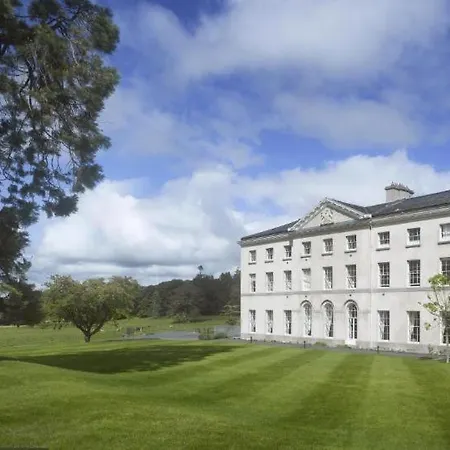 Luxury Waterfront Retreat I Private Hot Tub & Sauna I View Belturbet