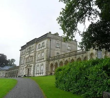 Luxury Waterfront Retreat I Private Sauna & Hot Tub 营地 *